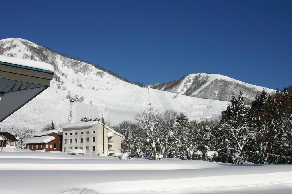 Maruyamakan Hotel Otari Екстериор снимка